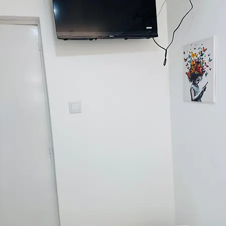 Pansiyon Almirante Reis - Arroios