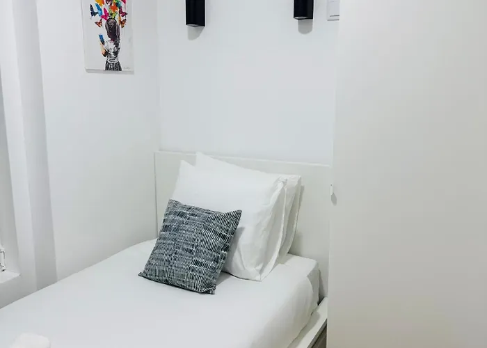 Quarto em Acomodações Particulares Almirante Reis - Arroios Lisboa